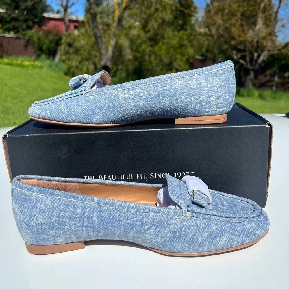 Naturalizer Layla Light Blue Suede Slip-On Loafers